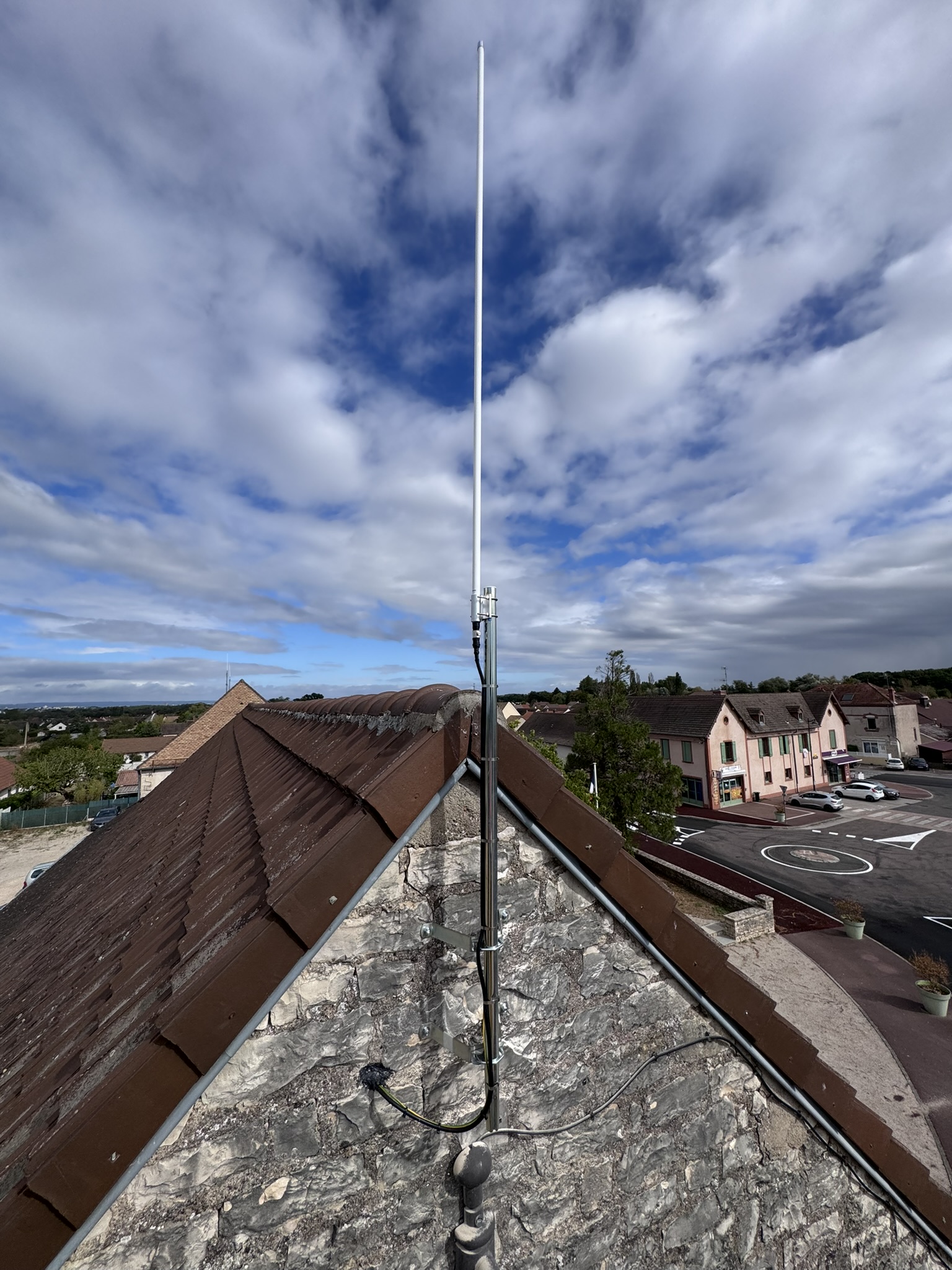 Antenne radio installée par VOLTEM au Grand Chalon