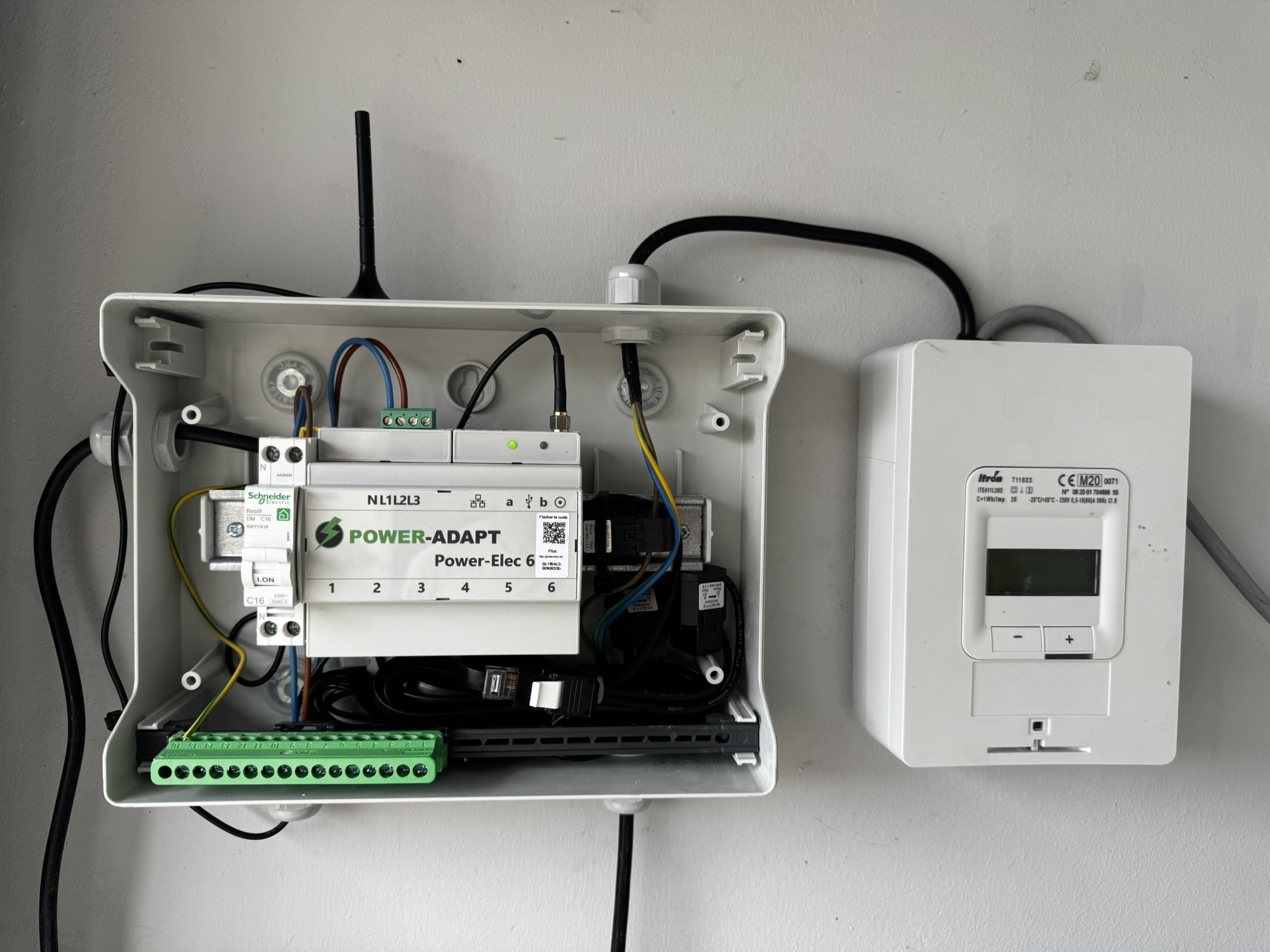 Coffret de télérelève électrique Power-Elec 6 installé par VOLTEM